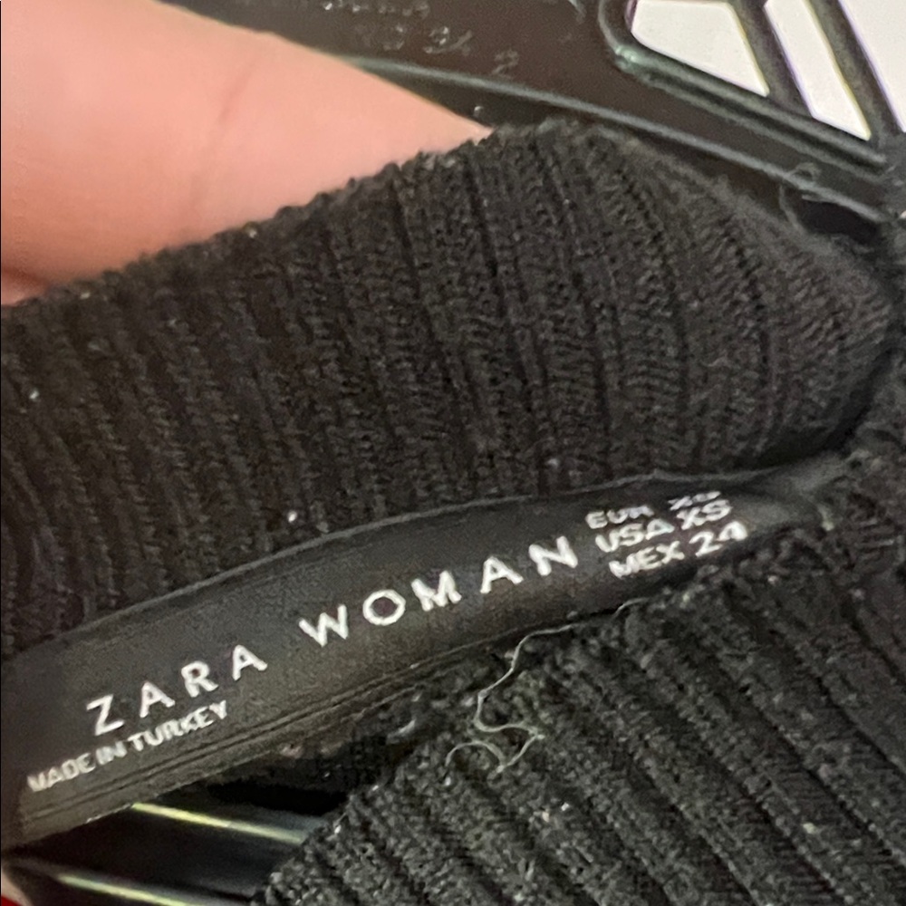 ZARA Woman Black Textured Knit Short-Sleeve Mini Dress – Size XS - Picture 5 of 5